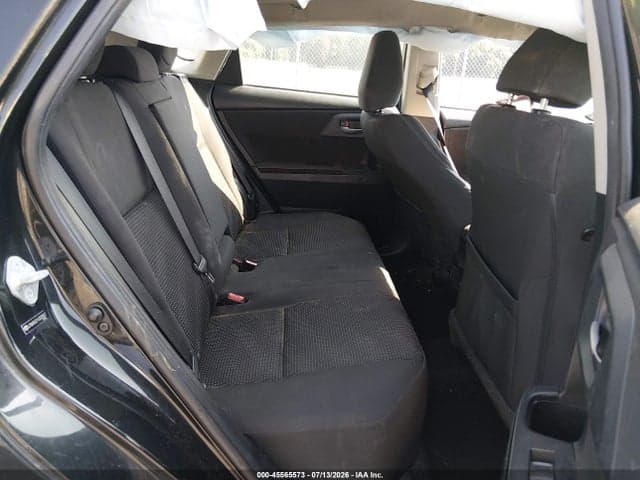 2017 TOYOTA COROLLA IM 8