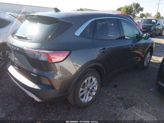 2020 FORD ESCAPE SE 4