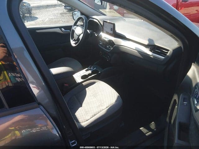 2020 FORD ESCAPE SE 5