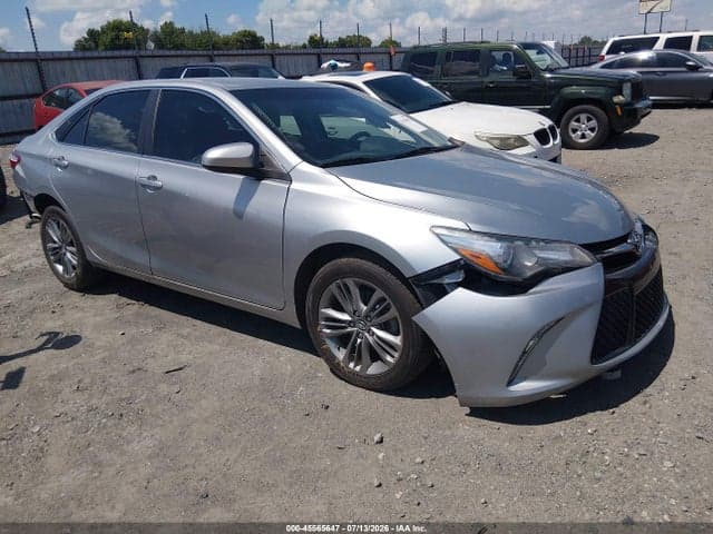 2017 TOYOTA CAMRY SE - 1