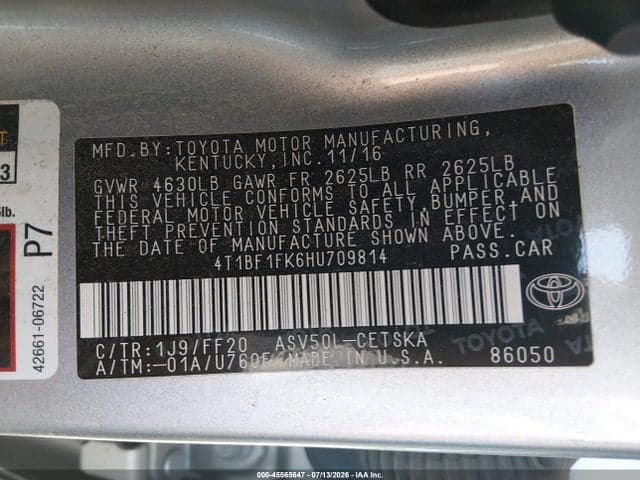 2017 TOYOTA CAMRY SE 9
