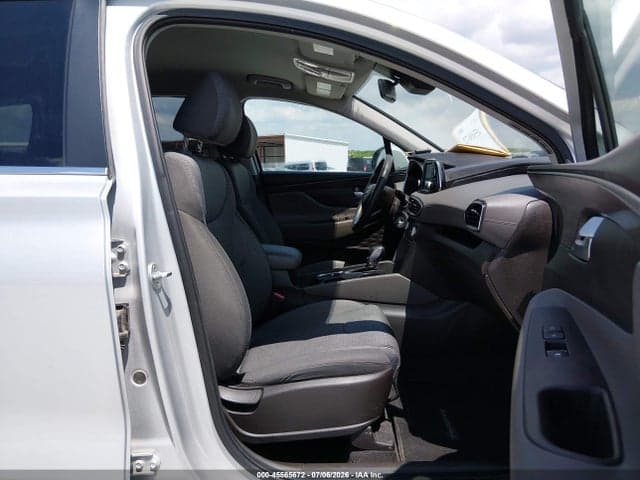 2019 HYUNDAI SANTA FE SE 5