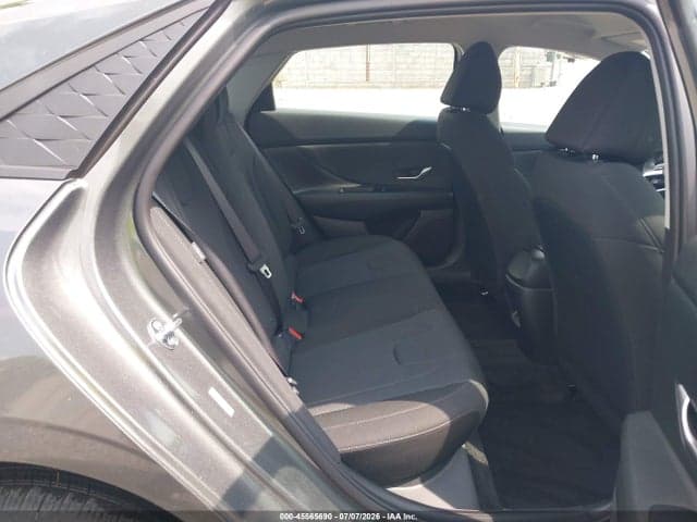 2026 HYUNDAI ELANTRA SE 8