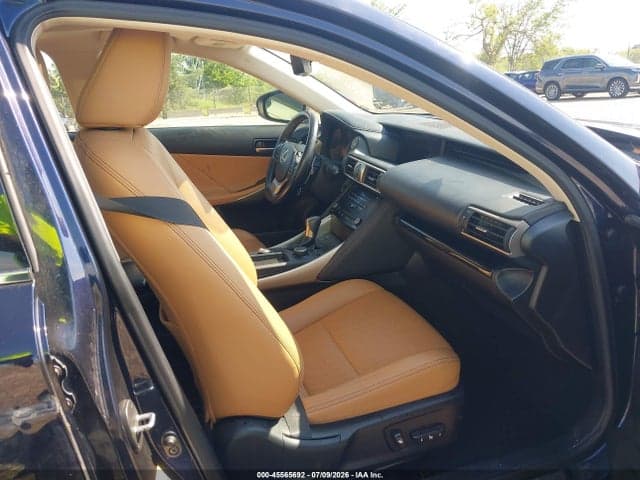 2018 LEXUS IS 300 5