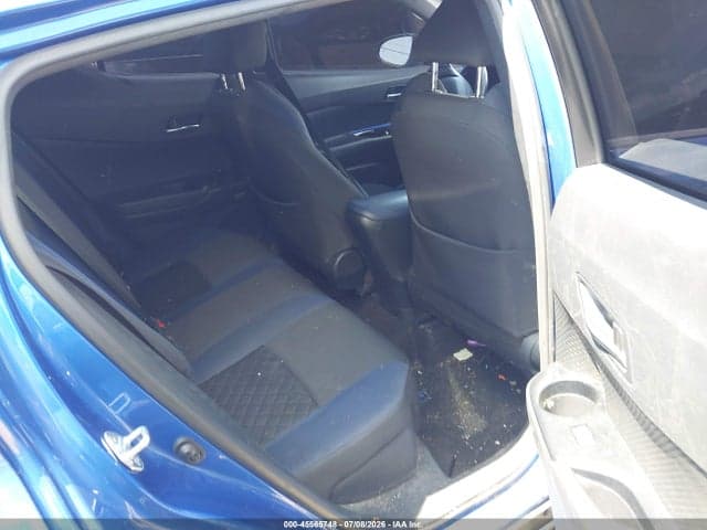 2020 TOYOTA C-HR XLE 8