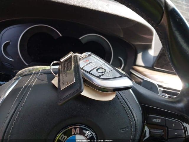 2019 BMW 530E IPERFORMANCE 11