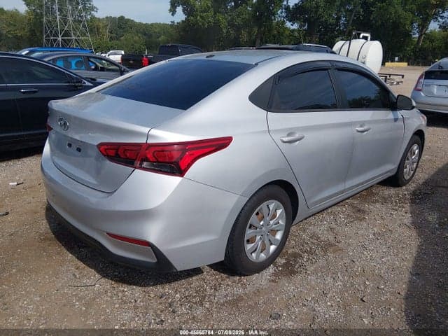 2021 HYUNDAI ACCENT SE 4