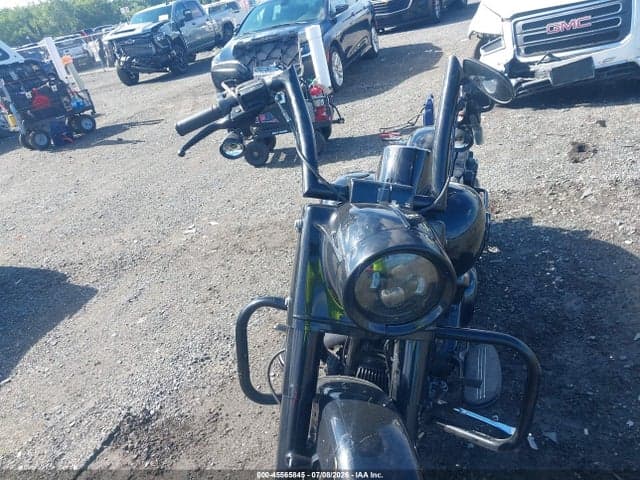 2018 HARLEY-DAVIDSON FLHRXS 5