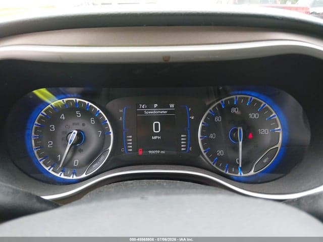 2021 CHRYSLER VOYAGER LX 7