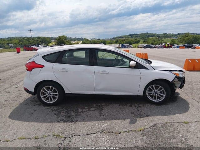 2017 FORD FOCUS SE 14