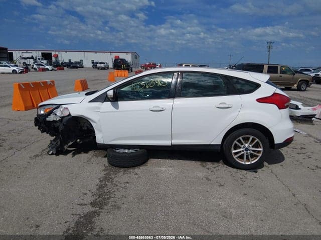 2017 FORD FOCUS SE 15