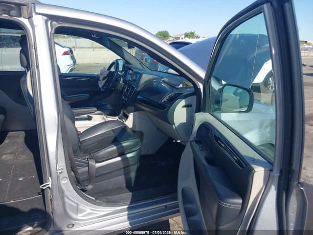 2018 DODGE GRAND CARAVAN SXT 6