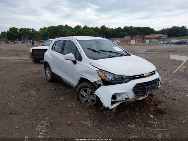2017 CHEVROLET TRAX LS 1