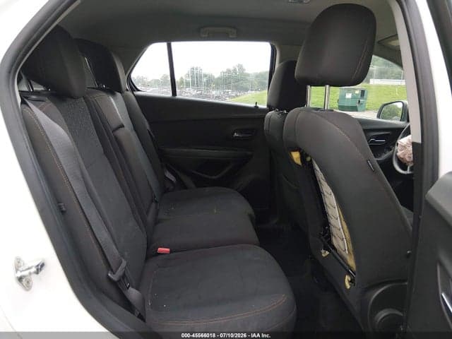 2017 CHEVROLET TRAX LS 8