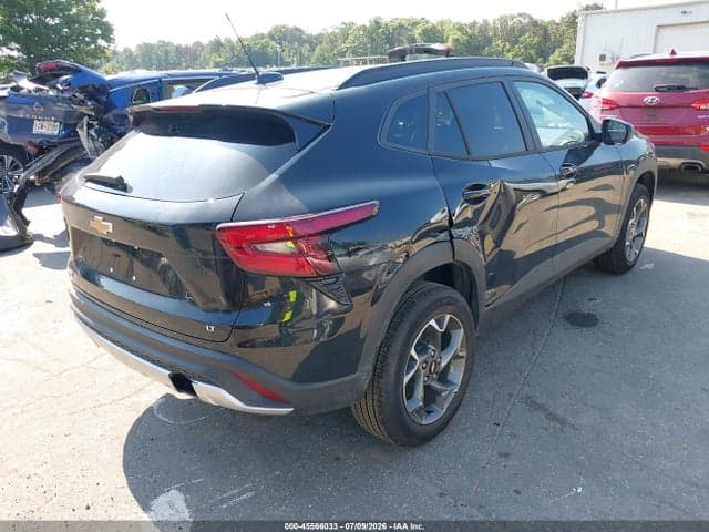 2026 CHEVROLET TRAX FWD LT 4