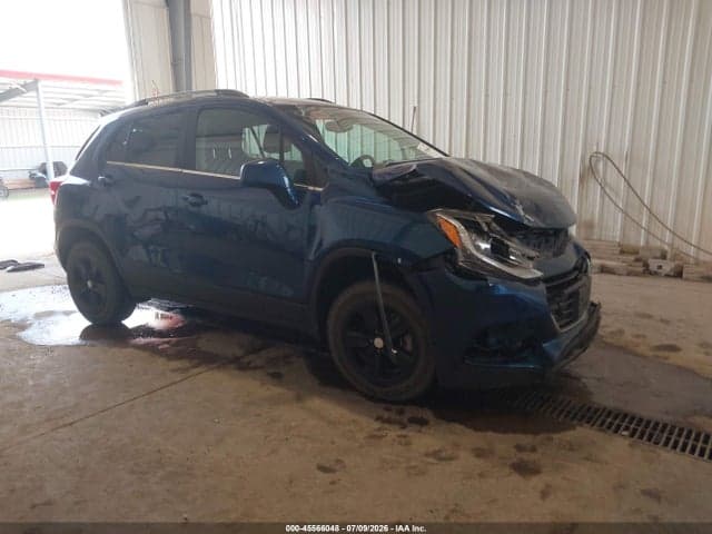 2020 CHEVROLET TRAX AWD LT - 1