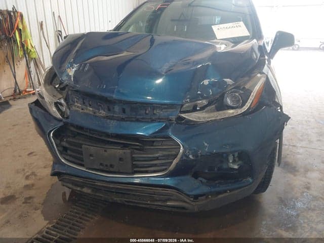 2020 CHEVROLET TRAX AWD LT 6