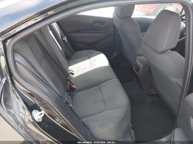 2022 TOYOTA COROLLA LE 8