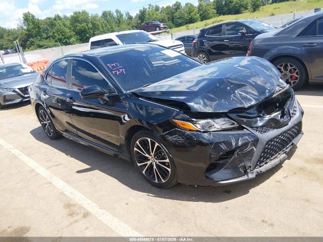 2020 TOYOTA CAMRY SE AWD - 1