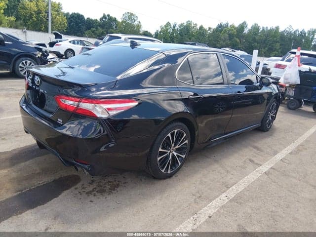 2020 TOYOTA CAMRY SE AWD 4