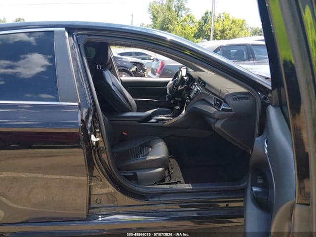 2020 TOYOTA CAMRY SE AWD 5