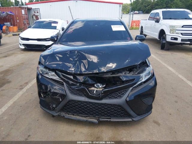 2020 TOYOTA CAMRY SE AWD 6