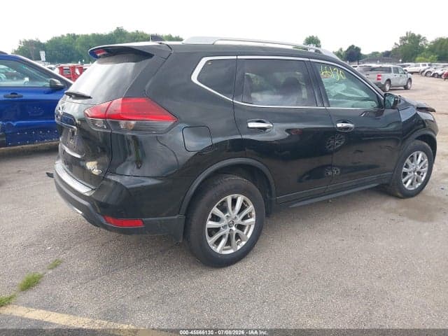 2017 NISSAN ROGUE SV 4