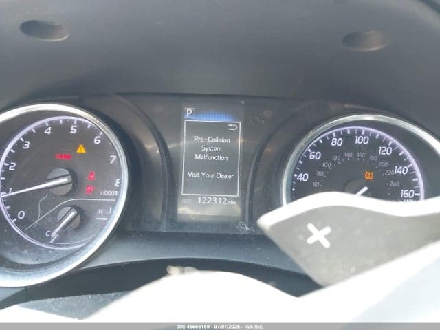 2020 TOYOTA CAMRY SE 7