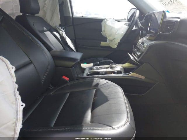 2023 FORD EXPLORER XLT 5