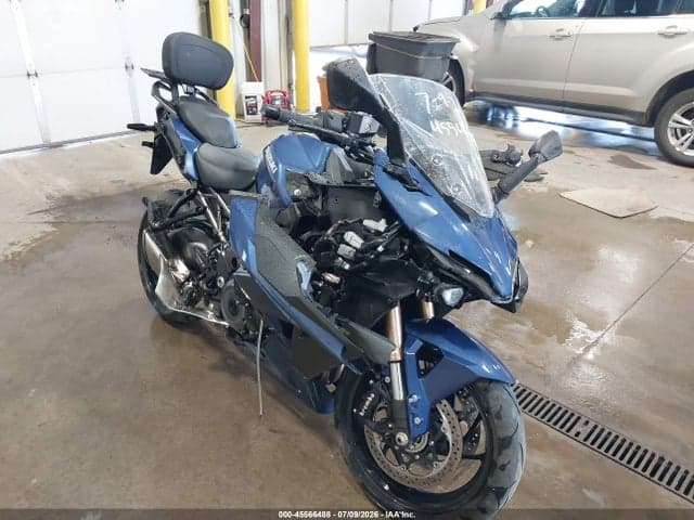 2022 SUZUKI GSX1000 GT/GT+