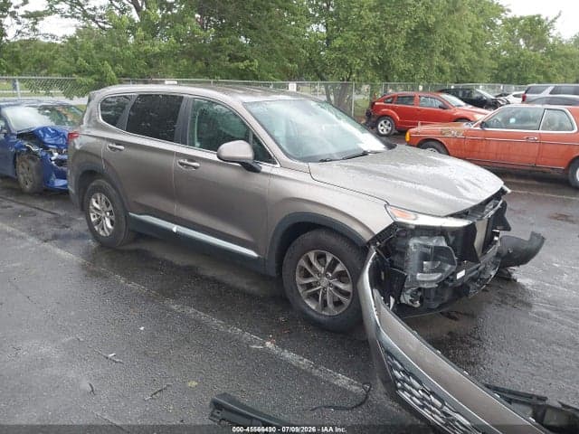 2019 HYUNDAI SANTA FE SE 1