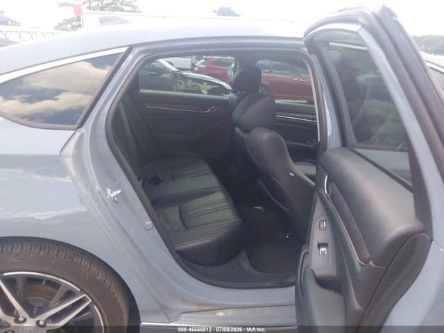 2022 HONDA ACCORD TOURING 8