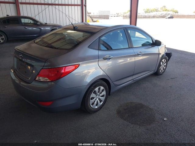2017 HYUNDAI ACCENT SE 4