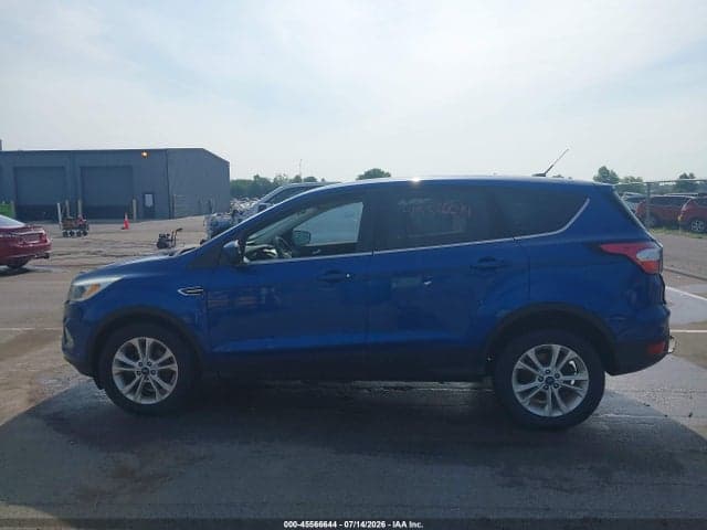 2017 FORD ESCAPE SE 15