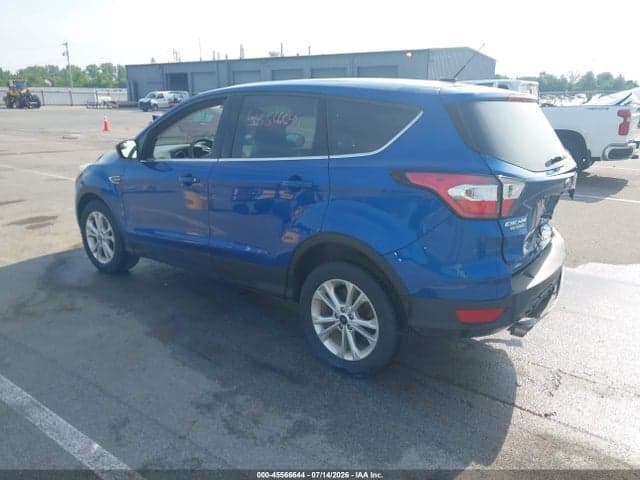 2017 FORD ESCAPE SE 3
