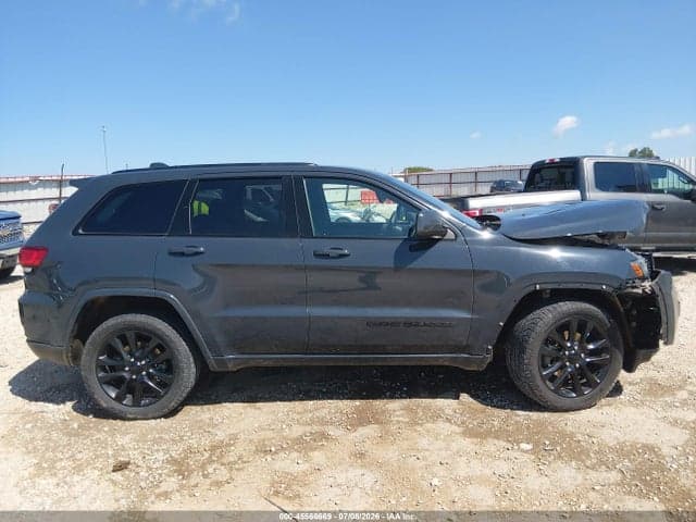 2017 JEEP GRAND CHEROKEE ALTITUDE 13