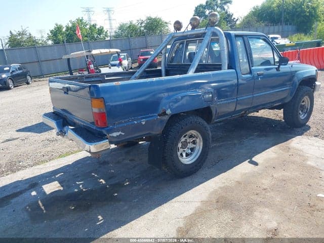 1985 TOYOTA PICKUP XTRACAB RN66 DLX 5