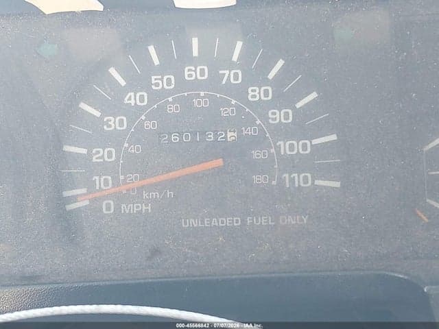 1985 TOYOTA PICKUP XTRACAB RN66 DLX 8
