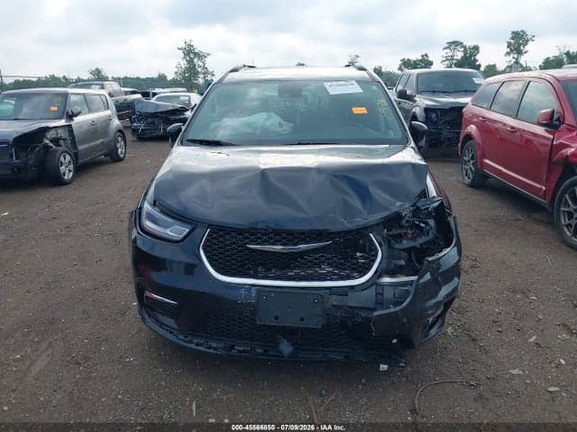2022 CHRYSLER PACIFICA TOURING L 13