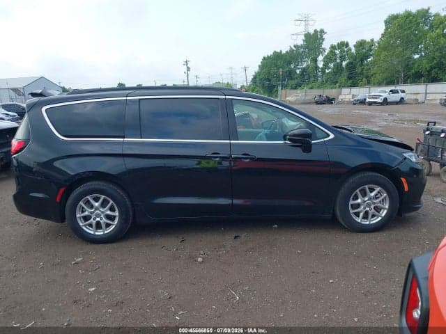 2022 CHRYSLER PACIFICA TOURING L 14