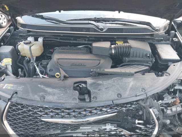 2022 CHRYSLER PACIFICA TOURING L 10