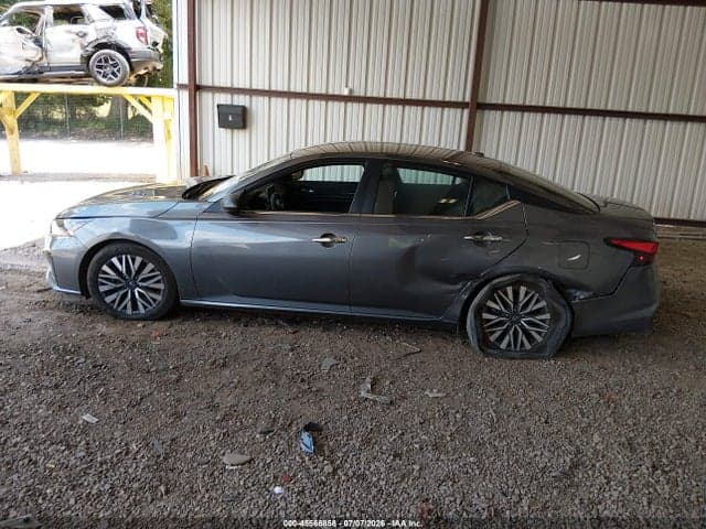 2024 NISSAN ALTIMA SV FWD 14