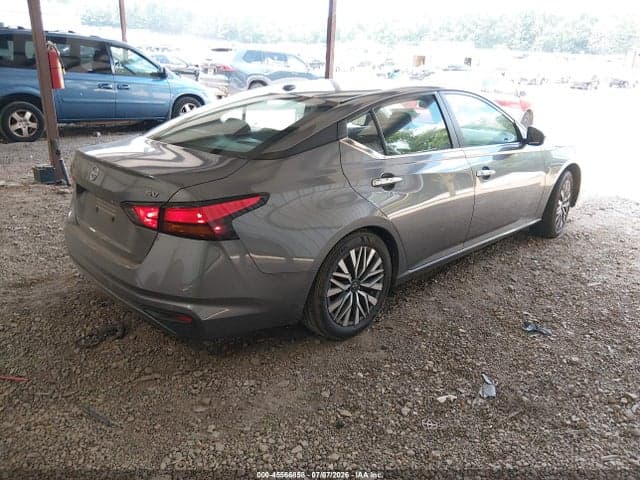 2024 NISSAN ALTIMA SV FWD 4