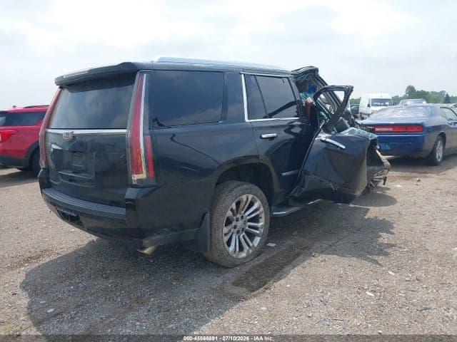 2017 CADILLAC ESCALADE LUXURY 4
