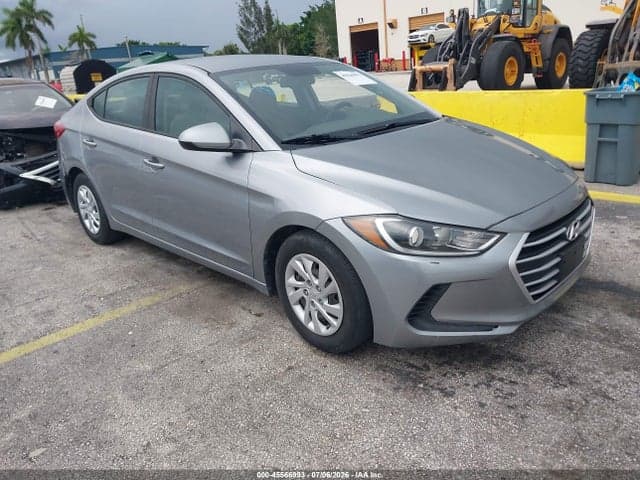 2017 HYUNDAI ELANTRA SE 1