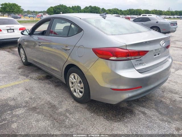 2017 HYUNDAI ELANTRA SE 3