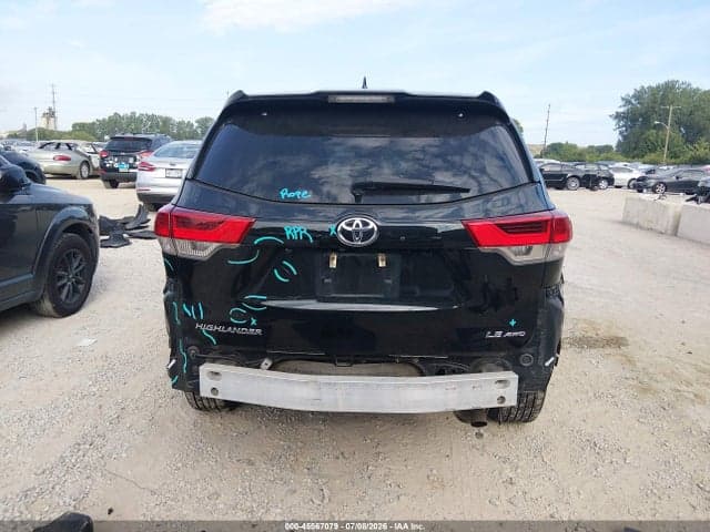 2018 TOYOTA HIGHLANDER LE PLUS 16