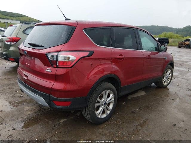 2017 FORD ESCAPE SE 4