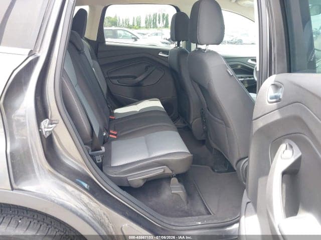 2017 FORD ESCAPE SE 8