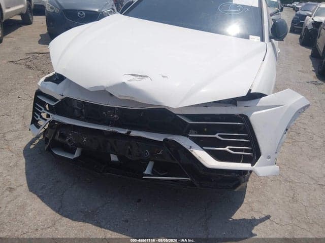 2019 LAMBORGHINI URUS 6